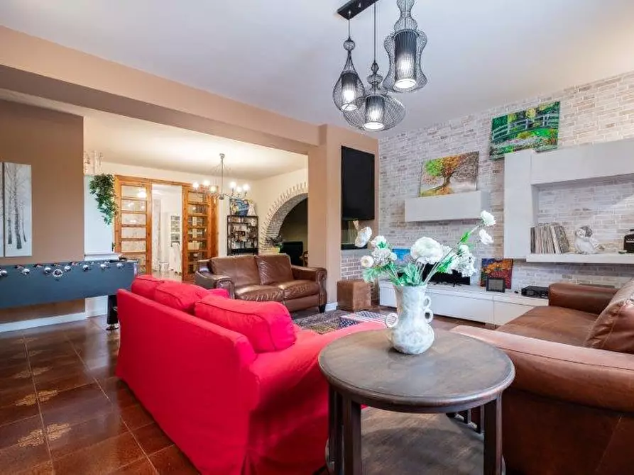 Immagine 45 di Villa in vendita  in via del parco a Pianoro