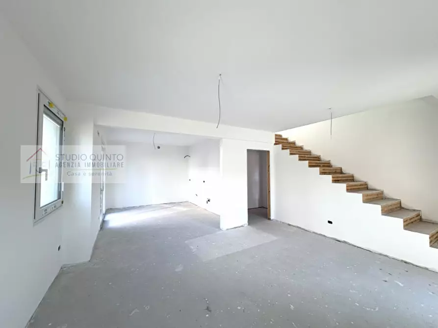 Immagine 1 di Casa bifamiliare in vendita  a Zero Branco