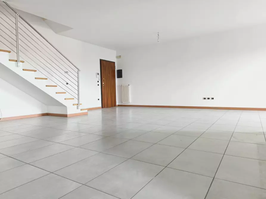 Immagine 4 di Attico in vendita  in via Roma a Montegrotto Terme