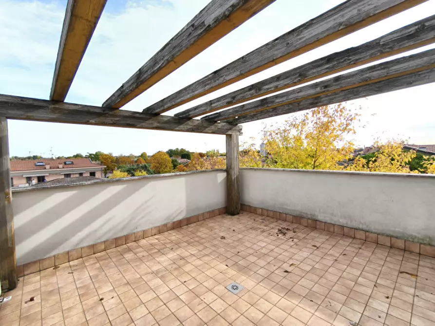 Immagine 32 di Attico in vendita  in via Roma a Montegrotto Terme