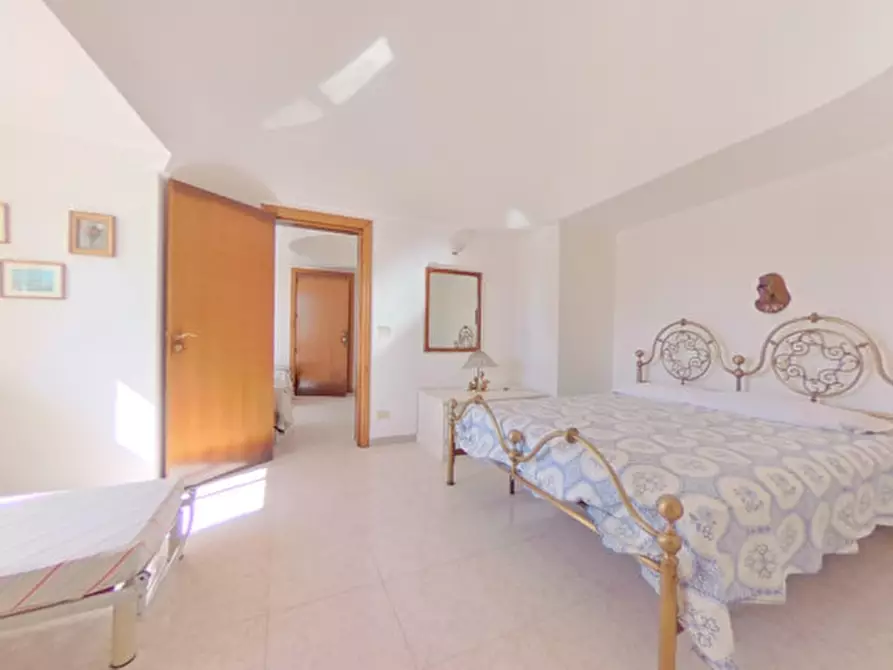 Immagine 32 di Rustico / casale in vendita  in FORTO a Fasano