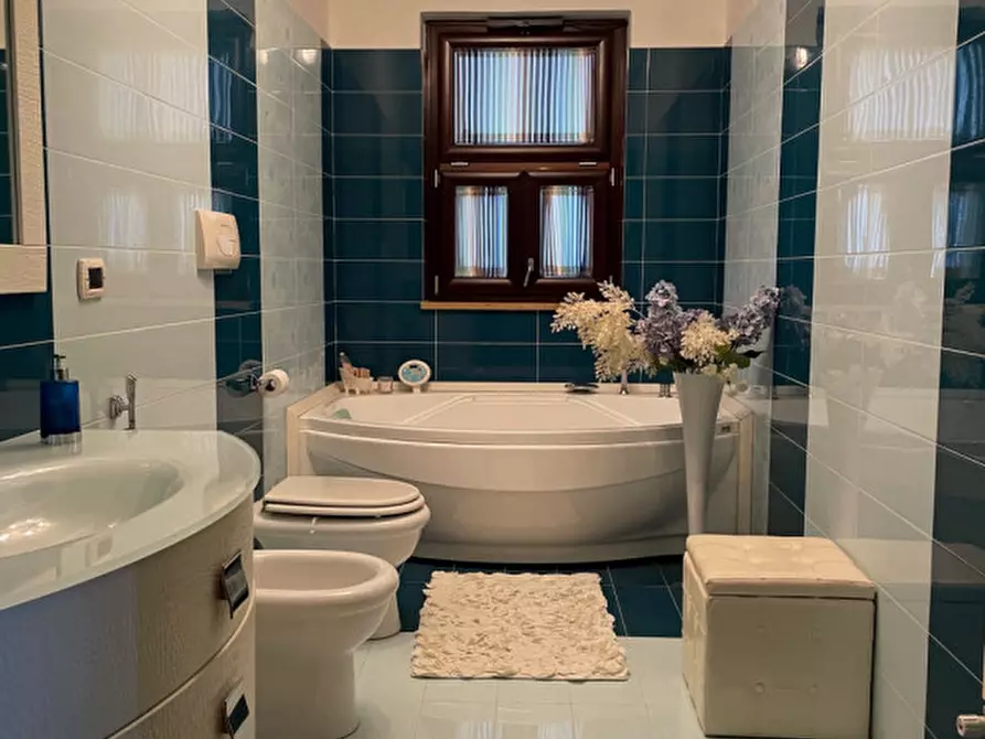 Immagine 6 di Appartamento in vendita  in Via Boscariello a Eboli