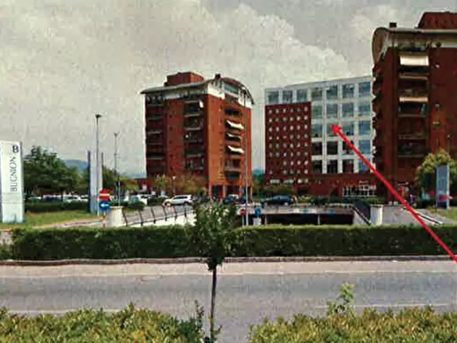 Immagine 2 di Ufficio in vendita  in VIA LEONE PANCALDO 68 a Verona