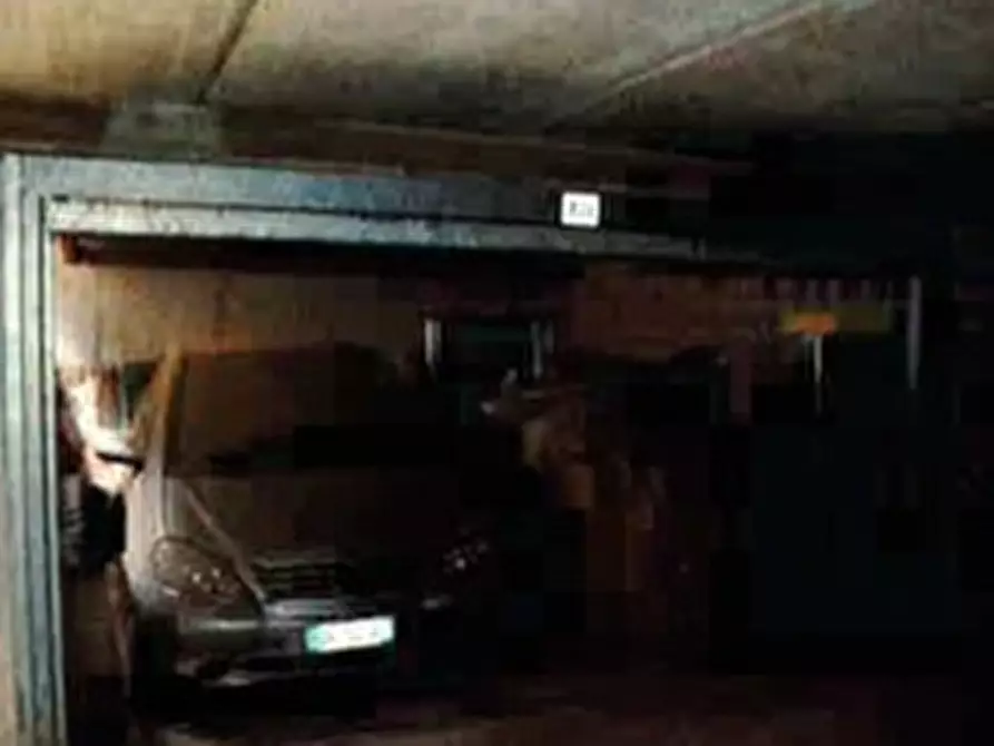 Immagine 12 di Ufficio in vendita  in VIA LEONE PANCALDO 68 a Verona