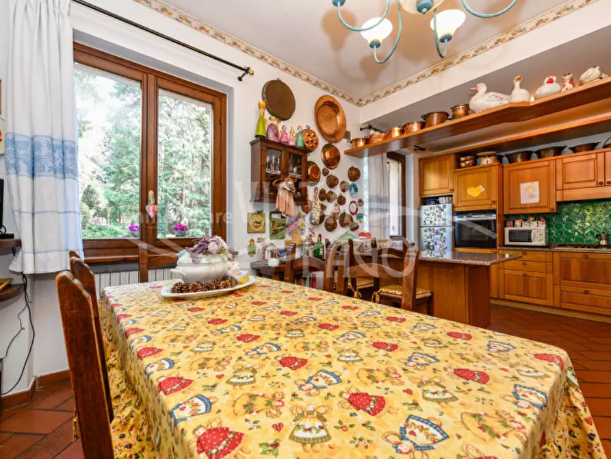 Immagine 26 di Villa in vendita  in Via Manzoni, 23 a Proserpio