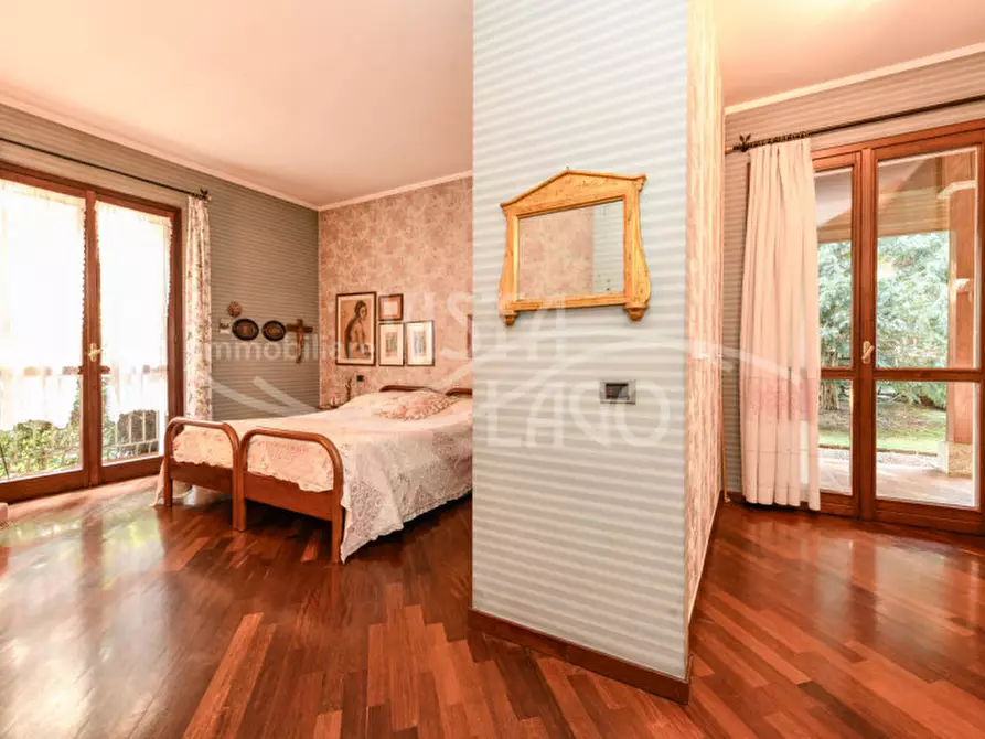 Immagine 28 di Villa in vendita  in Via Manzoni, 23 a Proserpio