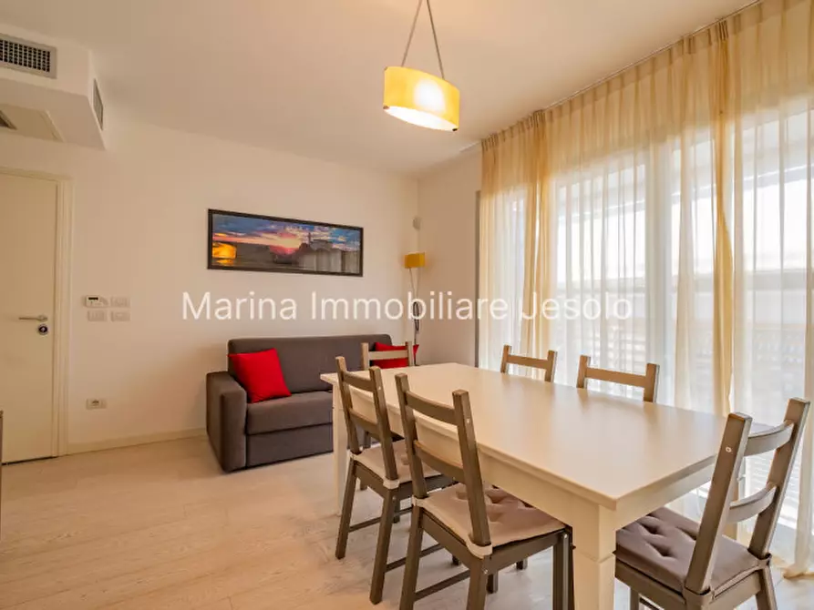 Immagine 8 di Appartamento in vendita  in Piazza Mazzini a Jesolo