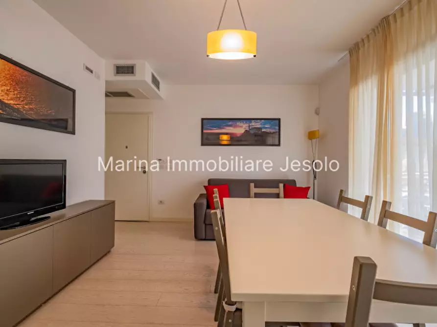 Immagine 11 di Appartamento in vendita  in Piazza Mazzini a Jesolo