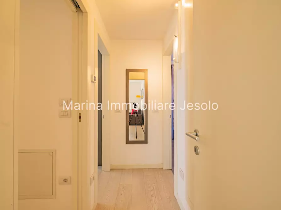 Immagine 12 di Appartamento in vendita  in Piazza Mazzini a Jesolo