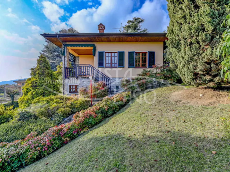 Immagine 7 di Villa in vendita  in Via Manzoni, 25 a Proserpio