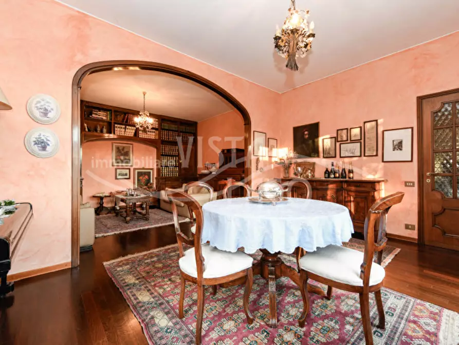 Immagine 16 di Villa in vendita  in Via Manzoni, 25 a Proserpio