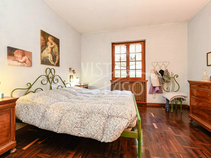Immagine 20 di Villa in vendita  in Via Manzoni, 25 a Proserpio