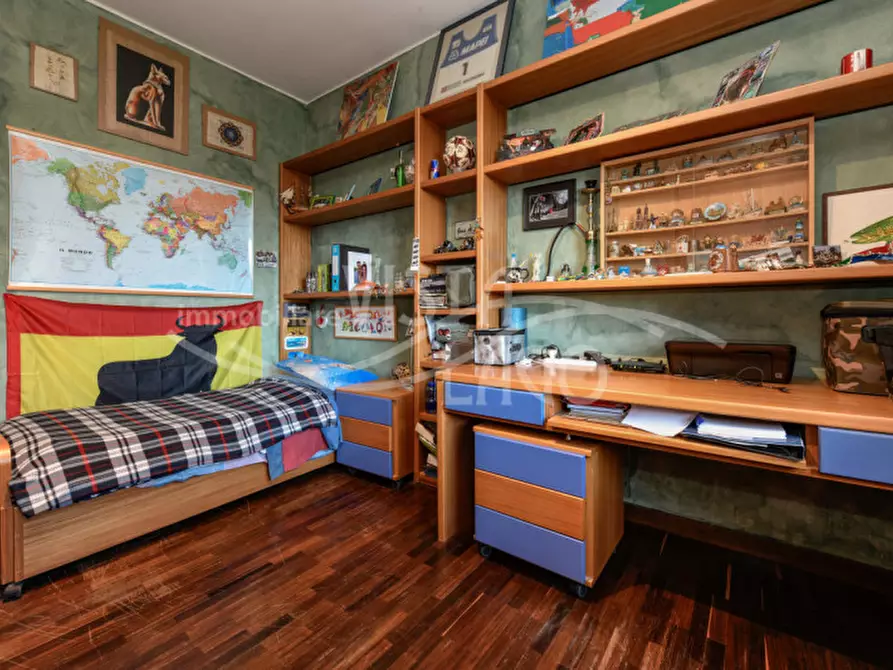 Immagine 24 di Villa in vendita  in Via Manzoni, 25 a Proserpio