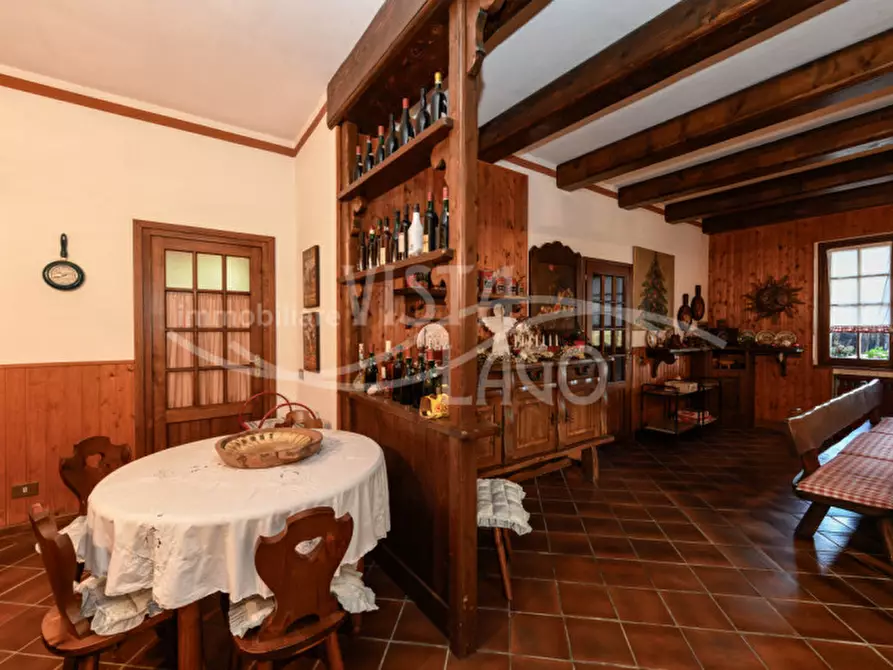 Immagine 35 di Villa in vendita  in Via Manzoni, 25 a Proserpio