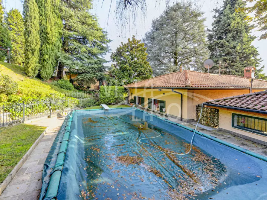 Immagine 40 di Villa in vendita  in Via Manzoni, 25 a Proserpio