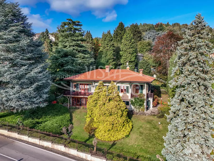 Immagine 47 di Villa in vendita  in Via Manzoni, 25 a Proserpio