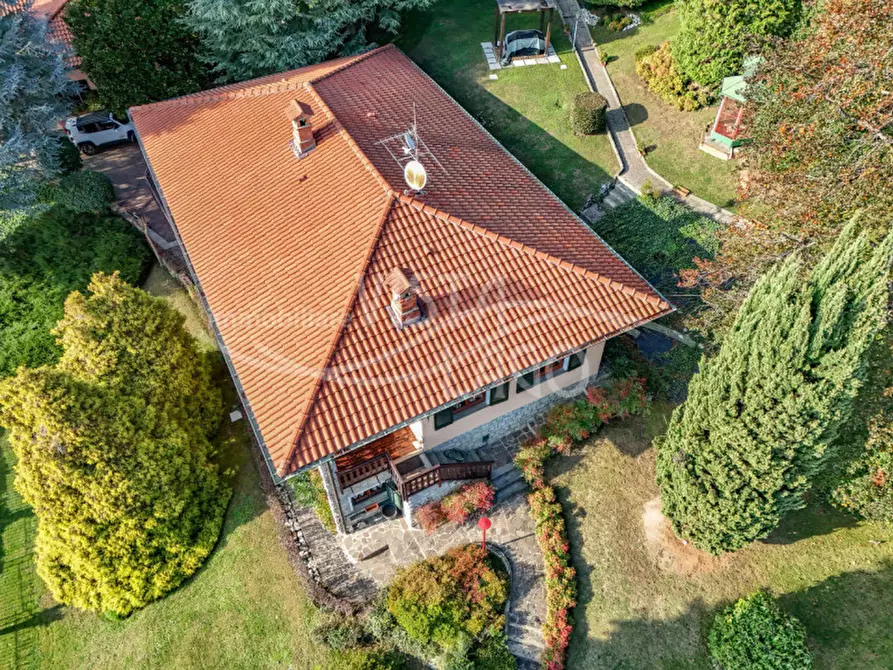 Immagine 49 di Villa in vendita  in Via Manzoni, 25 a Proserpio