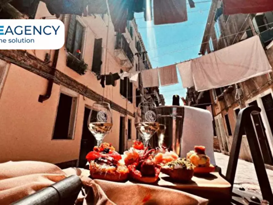 Immagine 2 di Attività commerciale in vendita  in Viale Trieste, 95 a Vicenza