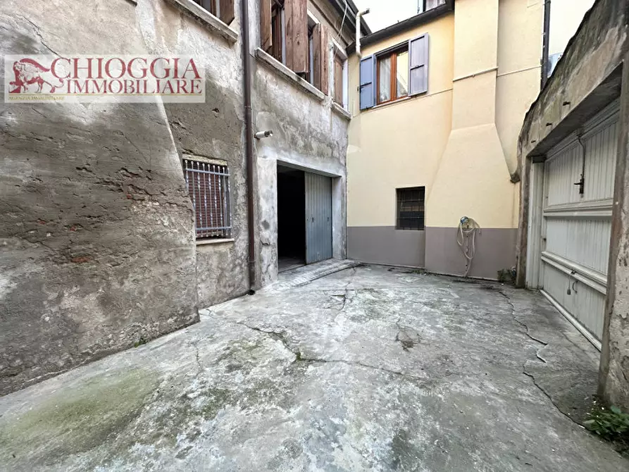 Immagine 2 di Casa indipendente in vendita  in calle manfredi a Chioggia