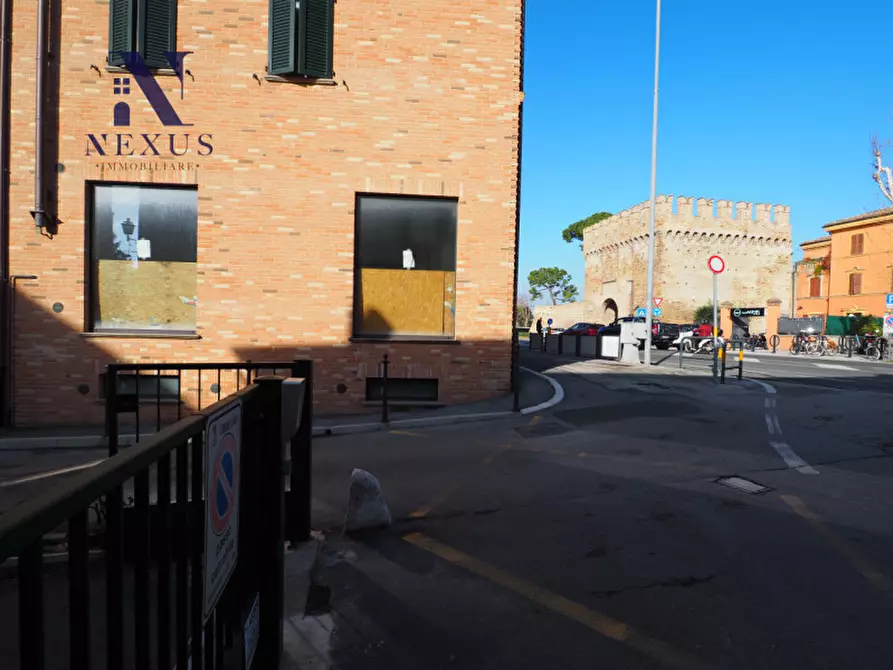 Immagine 6 di Negozio in vendita  in Via Montevecchio 2 a Fano