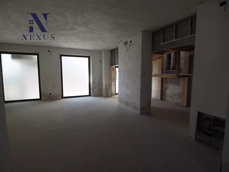 Immagine 9 di Negozio in vendita  in Via Montevecchio 2 a Fano