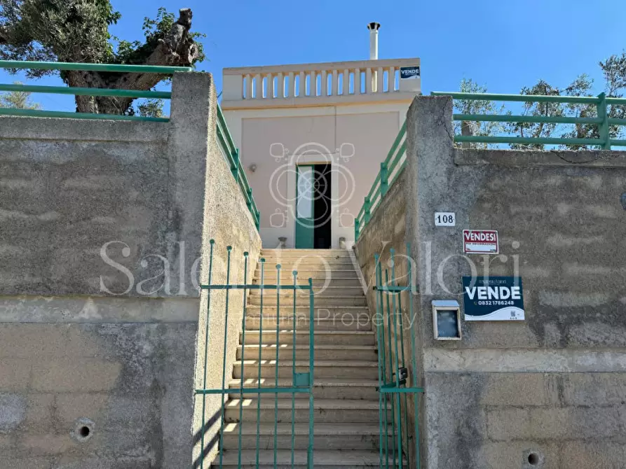 Immagine 3 di Casa indipendente in vendita  in Via Savoia 108 a Tuglie