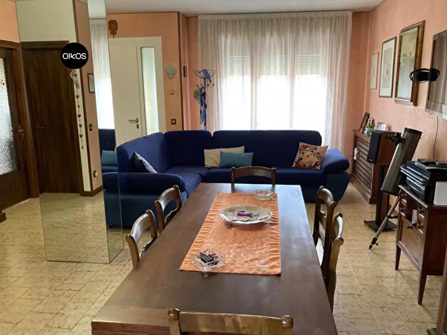 Immagine 1 di Casa quadrifamiliare in vendita  a Campolongo Maggiore