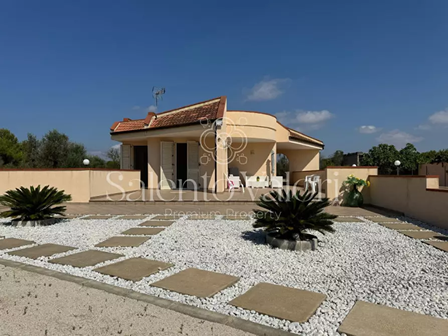 Immagine 4 di Villa in vendita  in Strada Provinciale Neviano - Tuglie S.n.c. a Tuglie