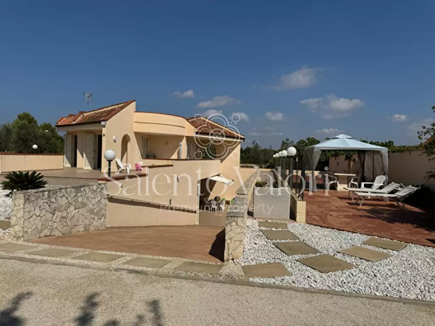 Immagine 5 di Villa in vendita  in Strada Provinciale Neviano - Tuglie S.n.c. a Tuglie