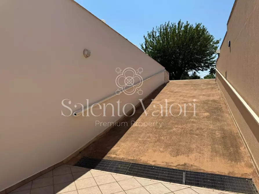 Immagine 13 di Villa in vendita  in Strada Provinciale Neviano - Tuglie S.n.c. a Tuglie