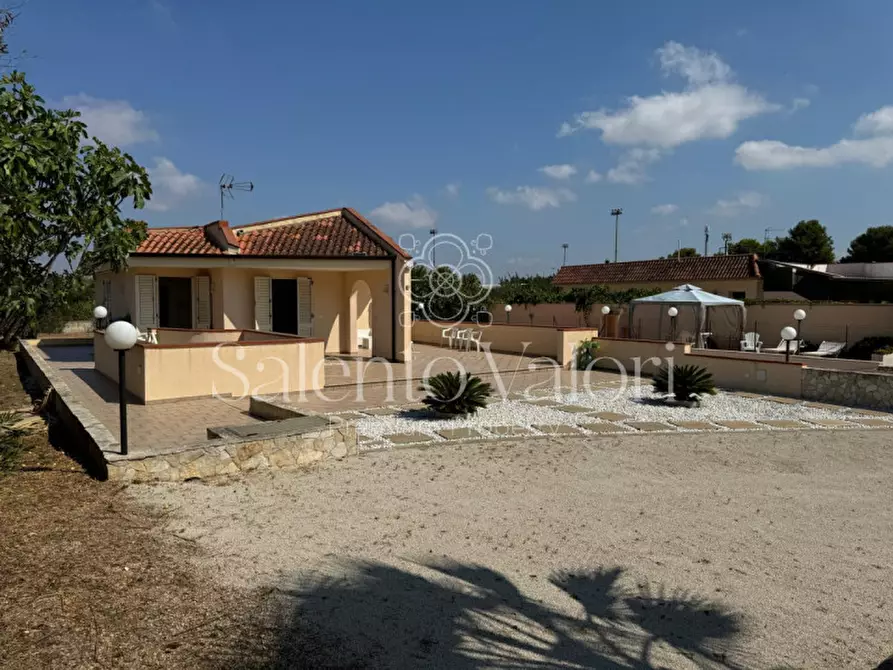 Immagine 50 di Villa in vendita  in Strada Provinciale Neviano - Tuglie S.n.c. a Tuglie