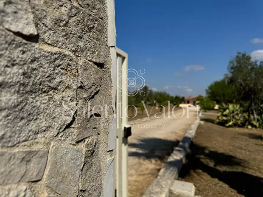 Immagine 101 di Villa in vendita  in Strada Provinciale Neviano - Tuglie S.n.c. a Tuglie
