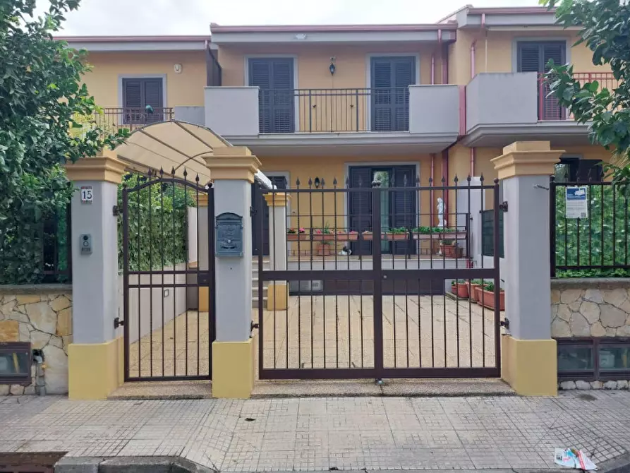 Immagine 1 di Villa in vendita  in VIA BASTIONE, 15 a Milazzo