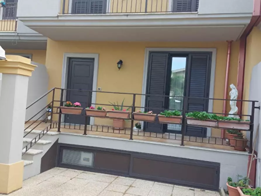 Immagine 2 di Villa in vendita  in VIA BASTIONE, 15 a Milazzo
