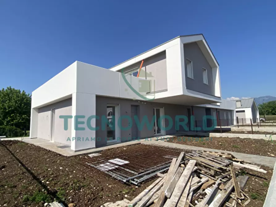 Immagine 3 di Appartamento in vendita  in Via Sicilia a Thiene