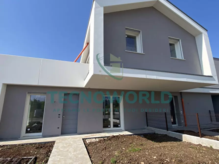 Immagine 6 di Appartamento in vendita  in Via Sicilia a Thiene