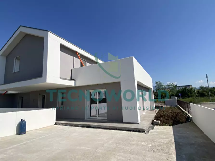 Immagine 8 di Appartamento in vendita  in Via Sicilia a Thiene