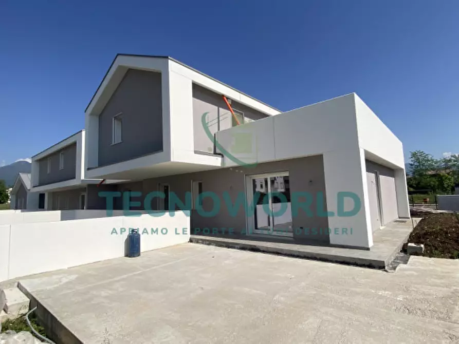 Immagine 9 di Appartamento in vendita  in Via Sicilia a Thiene