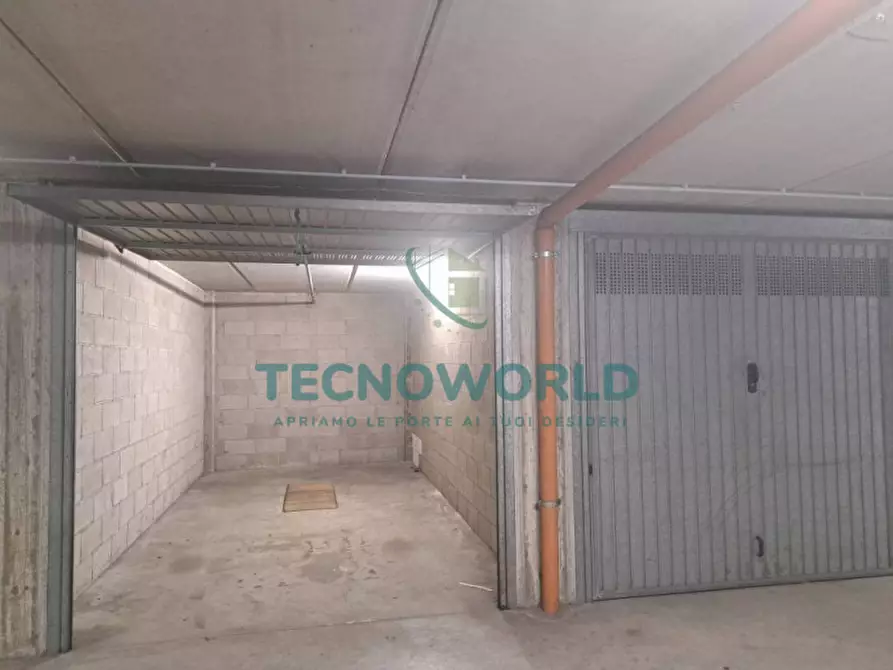 Immagine 1 di Garage in vendita  a Thiene