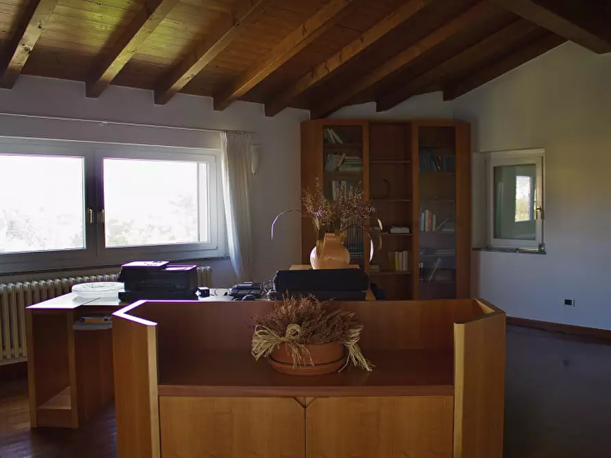 Immagine 35 di Villa in vendita  in Via Madresca 7 a Inverigo