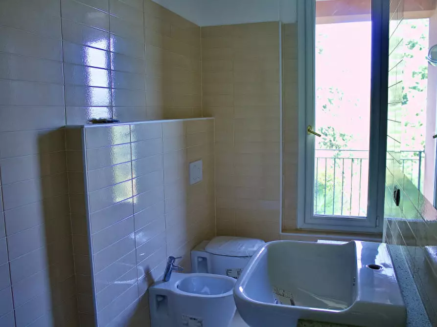 Immagine 43 di Villa in vendita  in Via Madresca 7 a Inverigo