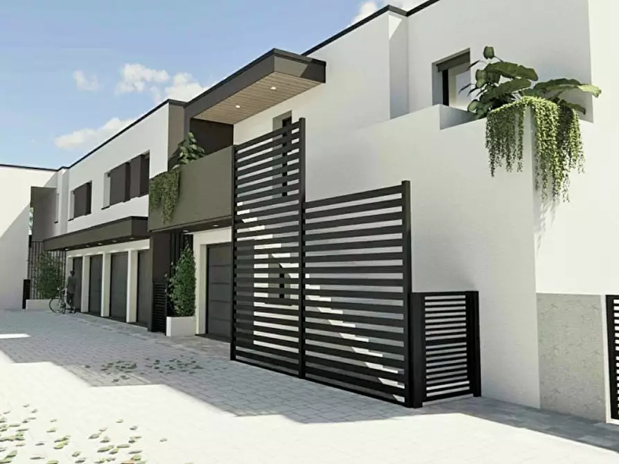 Immagine 1 di Appartamento in vendita  in via San Pio X 34/a a Castelfranco Veneto