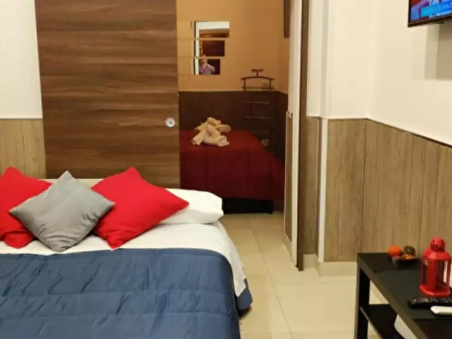 Immagine 5 di Appartamento in affitto  in Via Paladino a Napoli