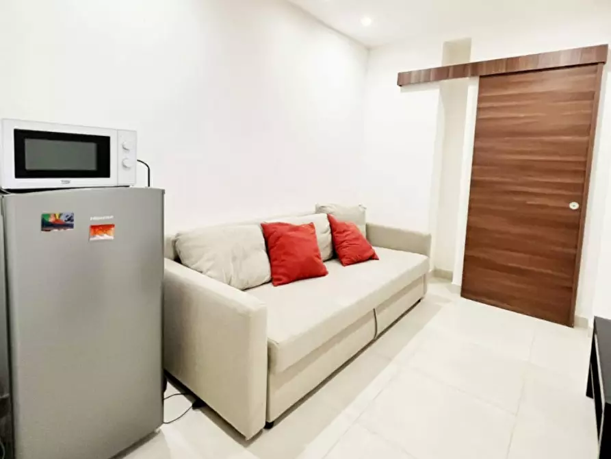 Immagine 17 di Appartamento in affitto  in Via Paladino a Napoli