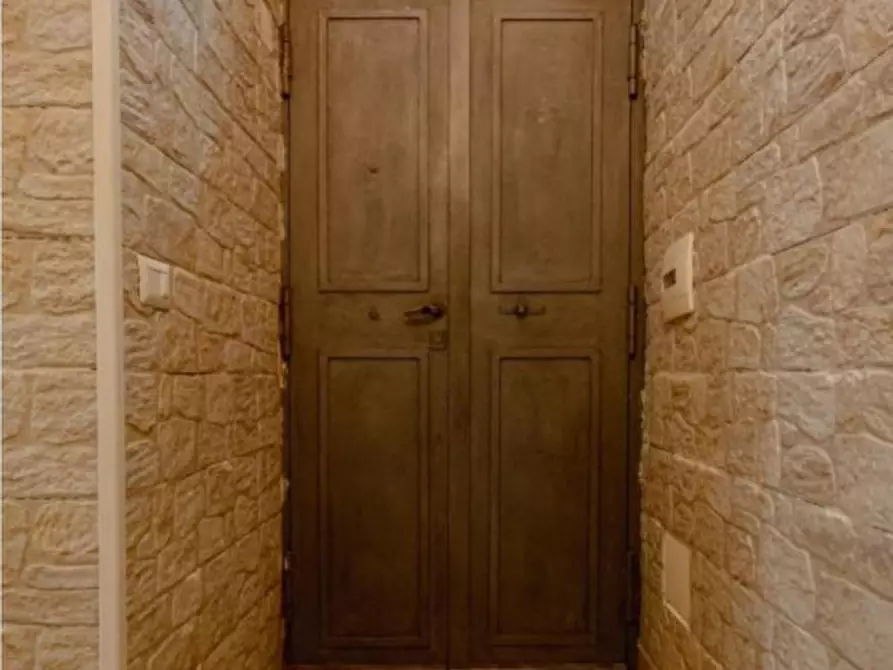 Immagine 27 di Appartamento in affitto  in Via Paladino a Napoli