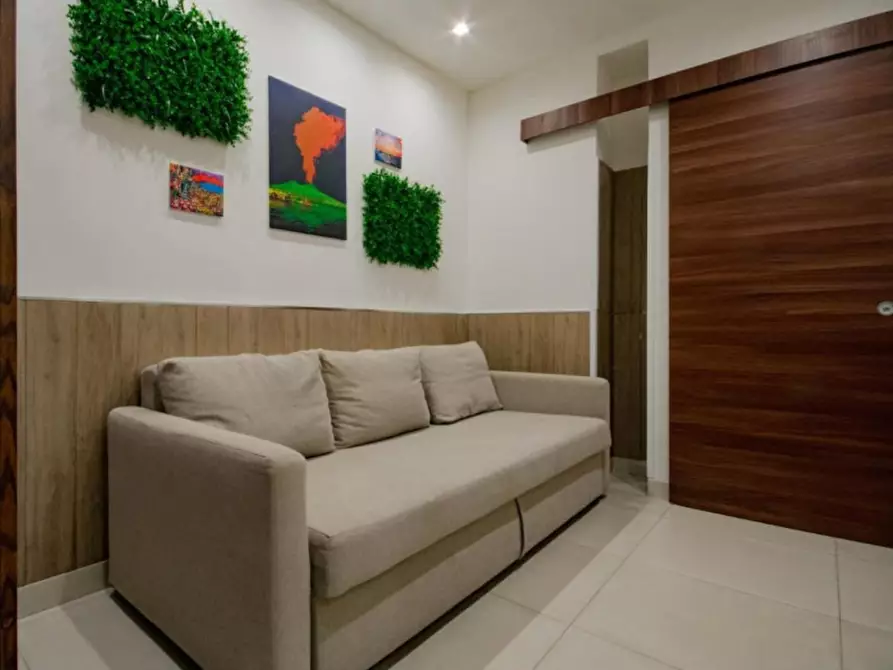 Immagine 31 di Appartamento in affitto  in Via Paladino a Napoli