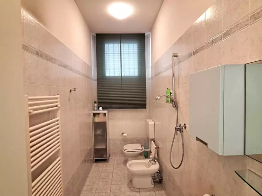 Immagine 12 di Ufficio in affitto  in Via Luigi Einaudi a Rovigo