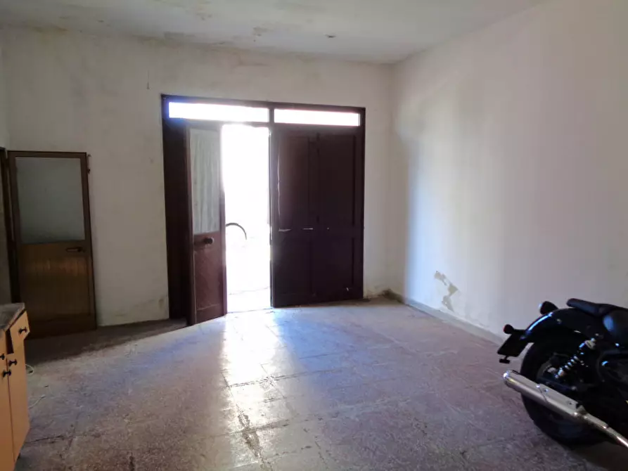 Immagine 22 di Casa indipendente in vendita  in Via Savoia a Matino