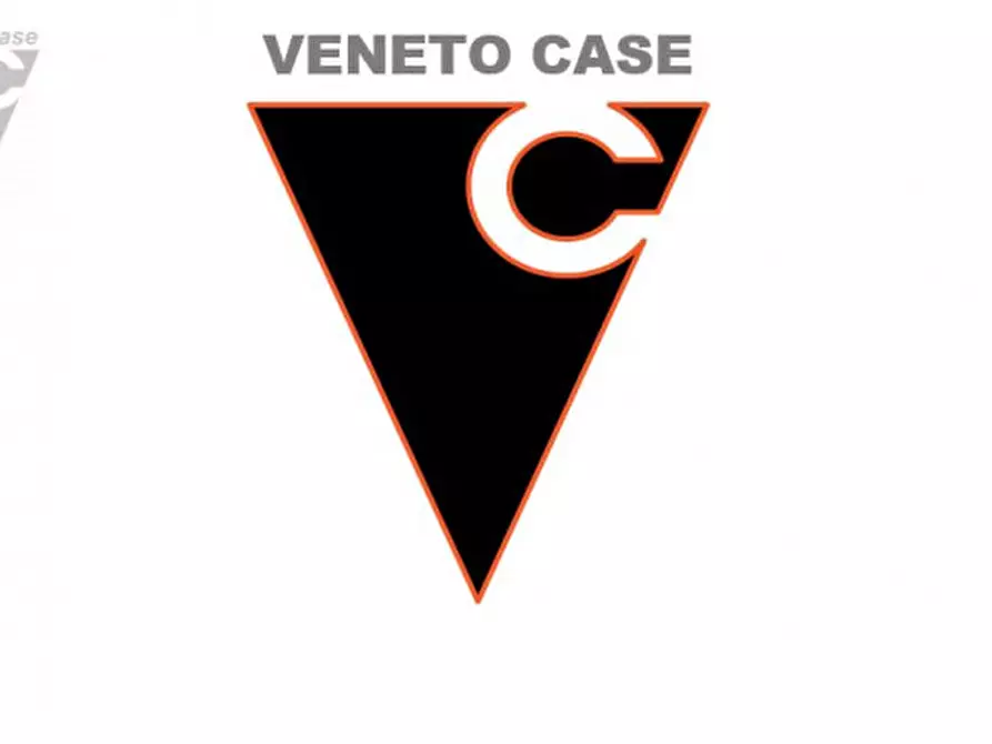 Immagine 9 di Negozio in vendita  a Padova