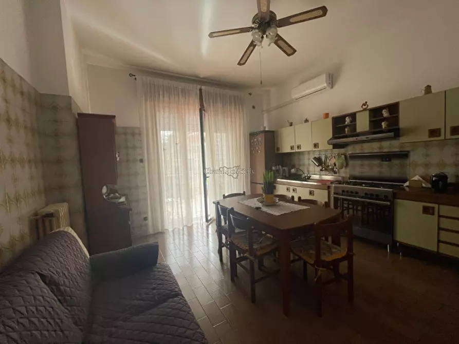 Immagine 8 di Appartamento in vendita  a Modica